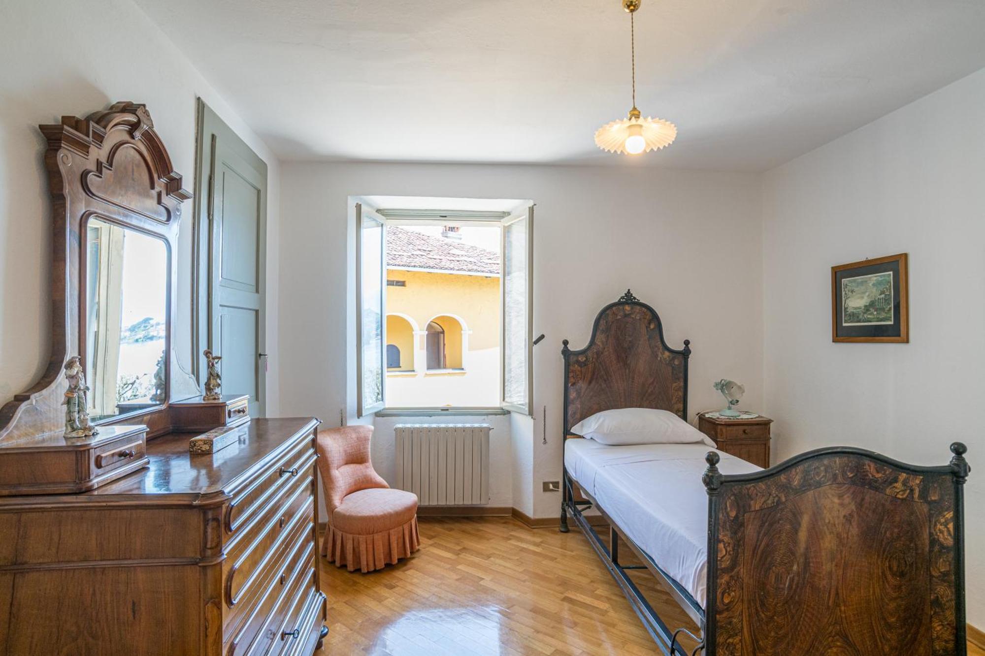 Villa La Torre Dell'Isola Sala Comacina Esterno foto