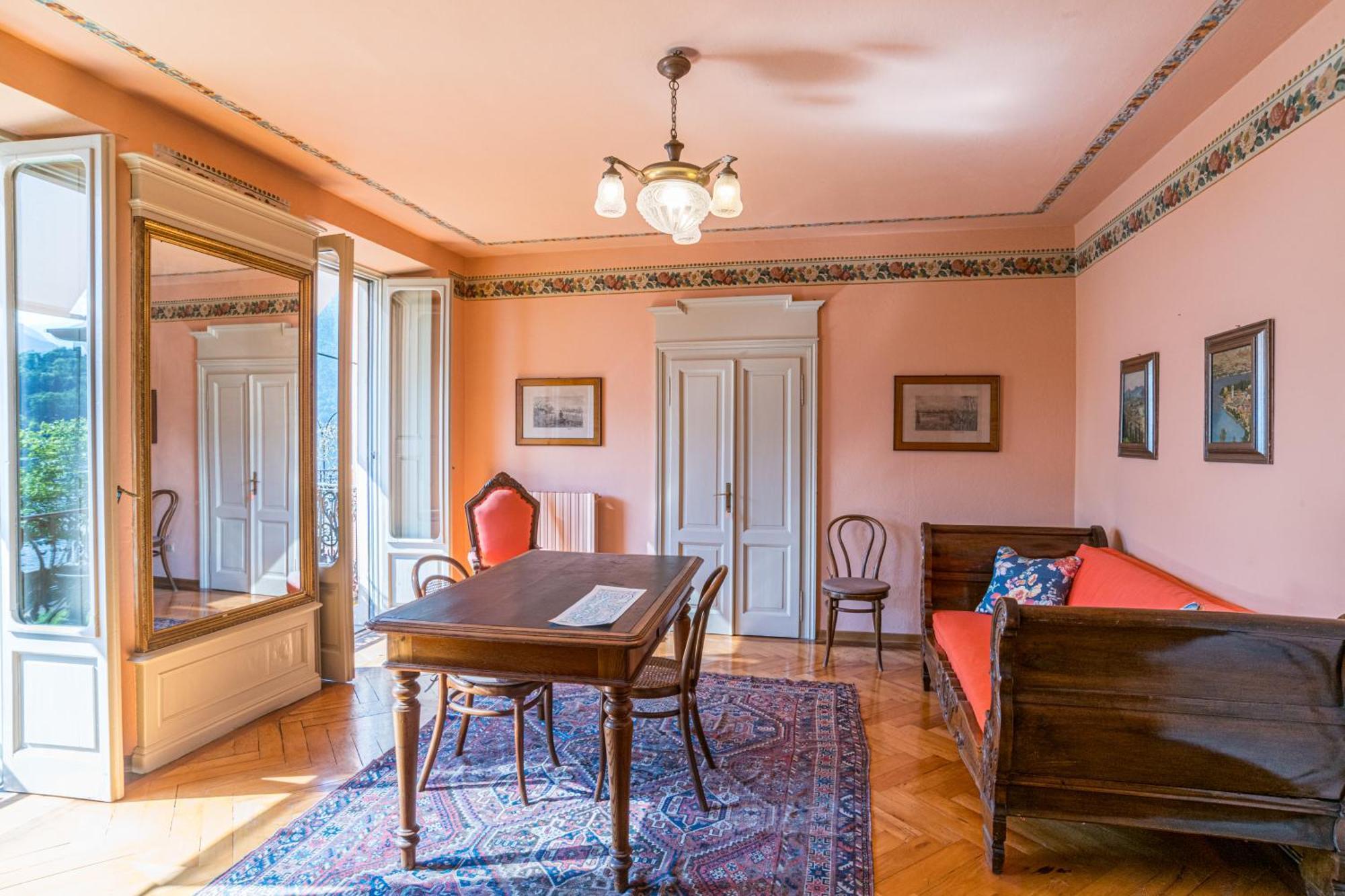 Villa La Torre Dell'Isola Sala Comacina Esterno foto