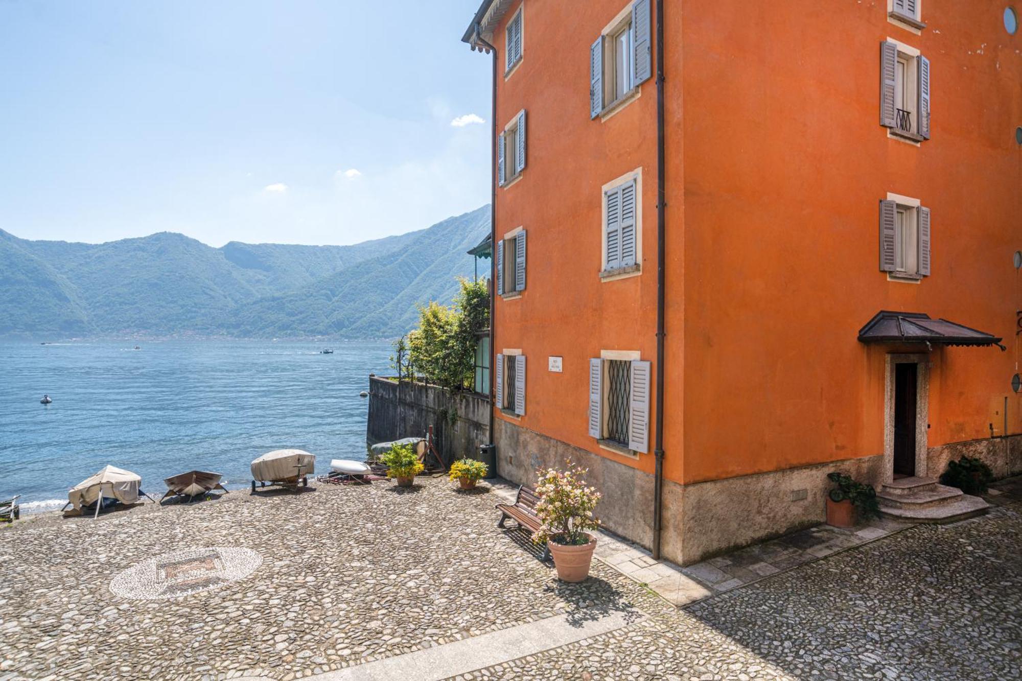 Villa La Torre Dell'Isola Sala Comacina Esterno foto
