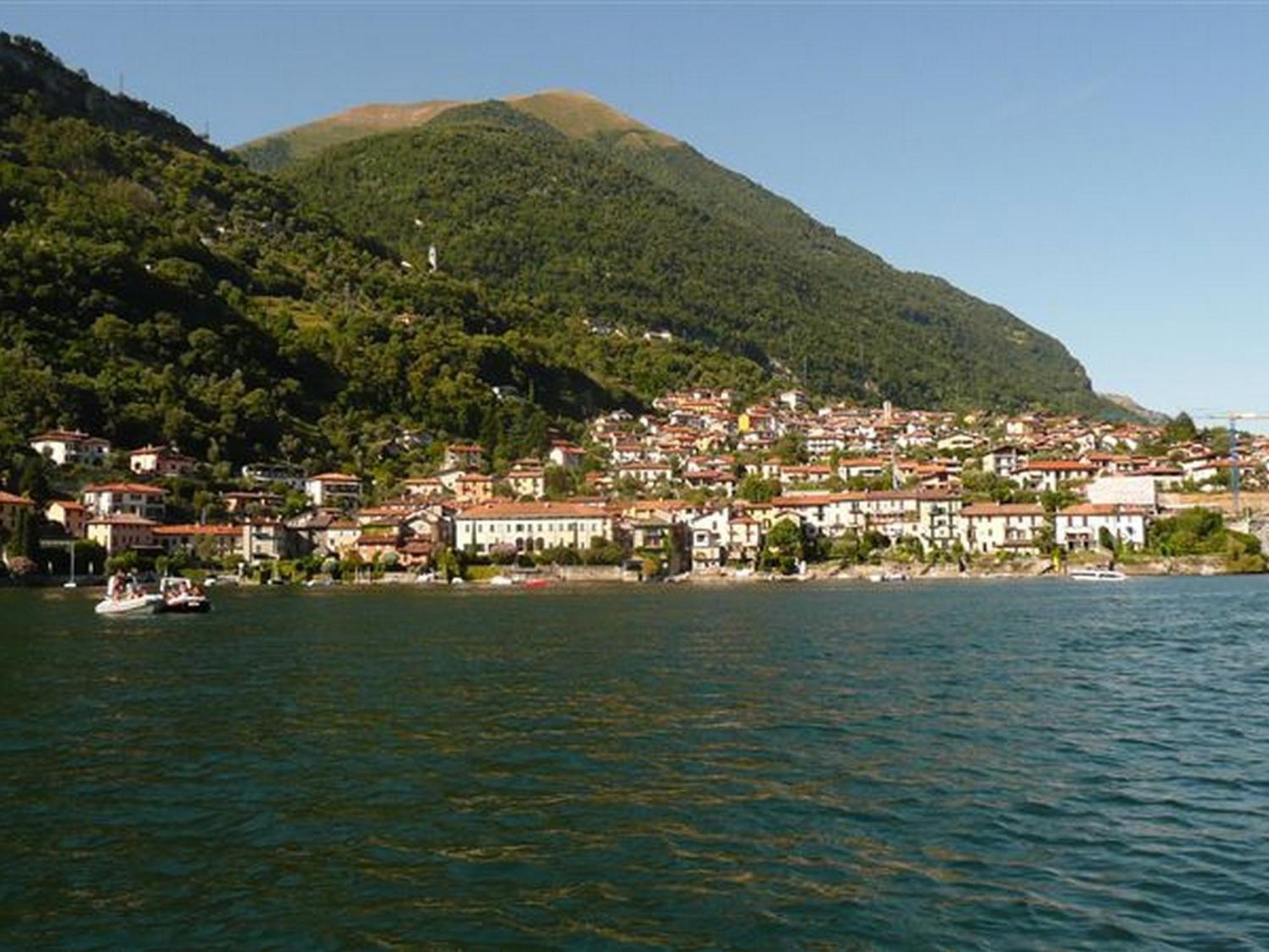Villa La Torre Dell'Isola Sala Comacina Esterno foto